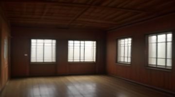 温馨卧室环境，柔和灯光营造助眠氛围，展示优质睡眠空间